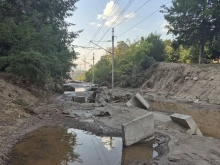 Транспортният достъп през жп прелеза в село Струмяни посока село Илинденци е с възможен достъп, но при повишено внимание