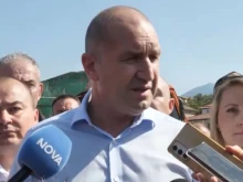 Премиерът Румен Радев: Работи се активно за възстановяване на движението през гара Струмяни