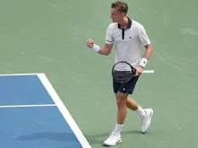 Четвъртфиналист от миналогодишното издание на US Open тръгна с труден успех в Ню Йорк