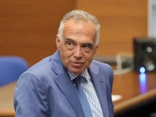 Антон Кутев: Йотова е многократно по-подготвена от кандидатите на Борисов