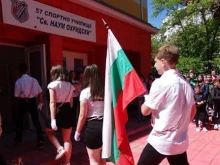 За част от учениците 15 септември е днес – учебната година стартира