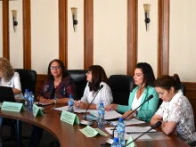 Разработват нова програма за закрила на децата