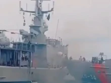 Кораби на ВМС на Еквадор се сблъскаха край Галапагоските острови
