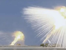 "Всеки, който се намира отдолу, е в опасност": Китай въоръжи ракетна артилерийска система с боеприпаси "Стоманен дъжд" с въздушен взрив