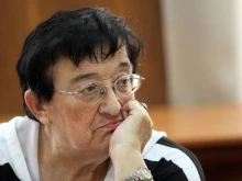 Мика Зайкова: Докато гърците намаляват, ние се борим за някакви 17 стоки и цял месец се води гигантска битка, не да се намалят, а запазят цените