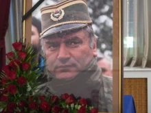 Сръбският патриарх Порфирий ще отслужи опелото на Ратко Младич