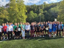 Реновираната спортна площадка в златоградското село Долен бе открита с футболен турнир