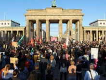 Простреляха в лицето протестиращ срещу "Алтернатива за Германия"