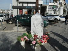 Четирима гръцки полицаи отиват на съд по обвинение в бездействие при убийство на жена