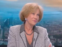 Елена Поптодорова за "хибридна заплаха" в Европа: Това е на прага на същинската атака срещу една държава