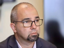 Първан Симеонов: При сценарий Йотова - Гюров около две трети от избирателите на ГЕРБ се разколебават