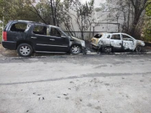 Очевидец на пожара, изпепелил 10 коли в София: Хвърляха бензин, б...