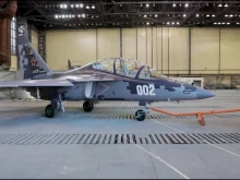 ОАК подписа първи експортен договор за руския боен самолет Як-130М