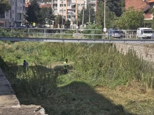 Почистиха коритото на река Джерман в Дупница