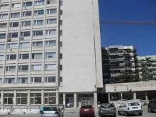 Изкоп за нов строеж наводни мазетата към блок в Русе