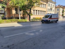 Шофьорка блъсна АТВ на кръгово кръстовище в Стара Загора, водачът е прегледан в болница