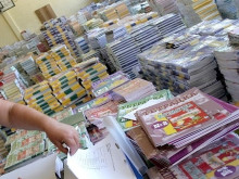 Диян Стаматов: Учебниците са като "пълен брашнян чувал", в който постоянно добавяме, но не премахваме старото