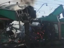 Русия удари влак и бензиностанция в близост до границата с Полша