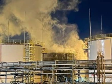 Сикорски: Европа може да унищожи половината от руските рафинерии