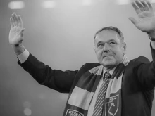 Легендарният вратар на Уест Хем Лудек Миклошко почина на 64-годишна възраст