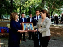 Ива Петрова: Деца, не бързайте към дипломата!