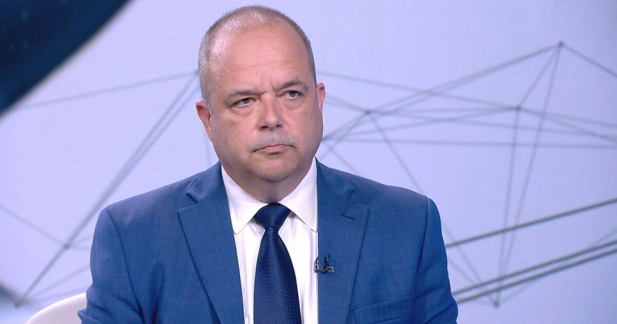 Иван Анчев: Корупционните скандали в Киев са в полза на Москва, но са вътрешен проблем, а не руски саботаж