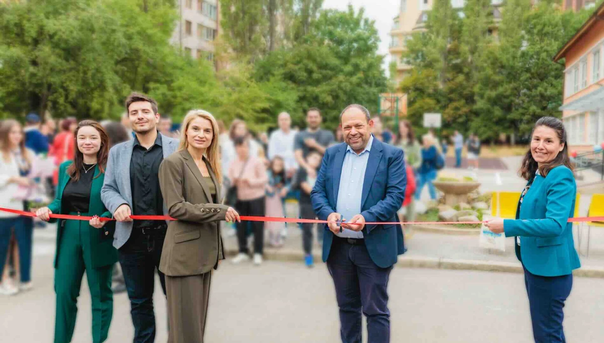 Нова площадка за игра и спорт посрещна децата на ЦСОП "Лозенец" в първия учебен ден