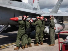САЩ разширяват производството на най-новите ракети AIM-260 за изтребители F-22 и F-35