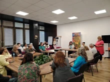 Кунка Кичукова представи "Врата към пътищата на безкрая" пред смолянската публика