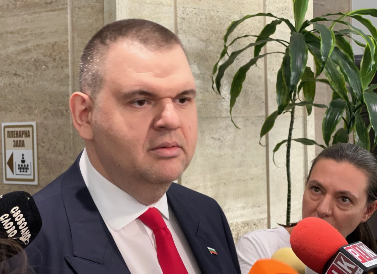 Делян Пеевски: Освен да кача Демерджиев на един космически кораб до Марс с билет за 50 милиона