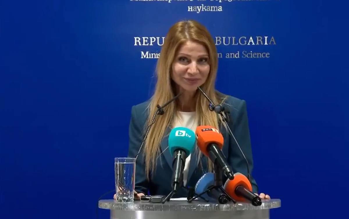 МОН представя сериозен пакет от мерки за дисциплината в училище