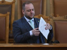 Борислав Сандов след повдигнатото обвинение по казуса "Петрохан": Може и да става въпрос за някой друг министър