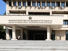 Министър Петрова извика спешно посланика в ОАЕ и разпореди проверка