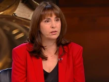 Ефремова с добри новини: Увеличение на майчинството, на детските надбавки и еднократната помощ при раждане
