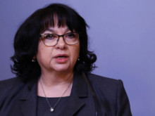 Теменужка Петкова: Мярката за предоставяне на "инфлационен" чек о...