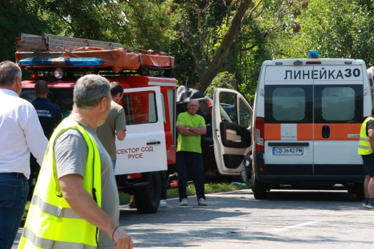 Тежка катастрофа блокира движението между Хасково и Кърджали, съобщава се за загинали