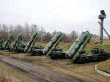 Фидан: Турция търси начин да разреши спора със САЩ за руските С-400