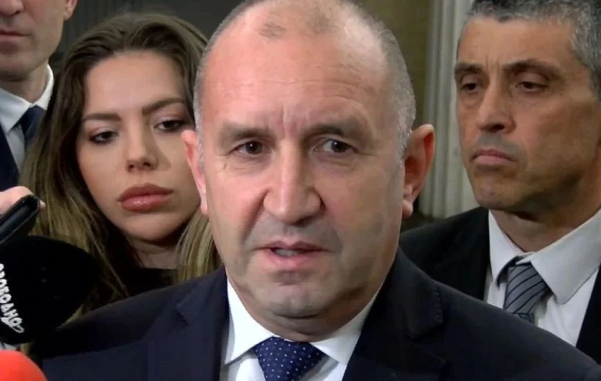 Радев: Независимостта изисква осъзната отговорност, единство и ежедневни дела за нейното утвърждаване