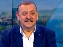 Проф. Кантарджиев с препоръки за закаляване: Студена вода, гаргари и разтриване на кожата 