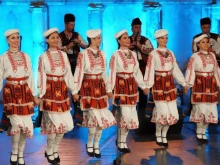Антон Андонов, Ансамбъл "Тракия": Проф. Дженева запази това, което е създавал нейния баща и го разви новаторски