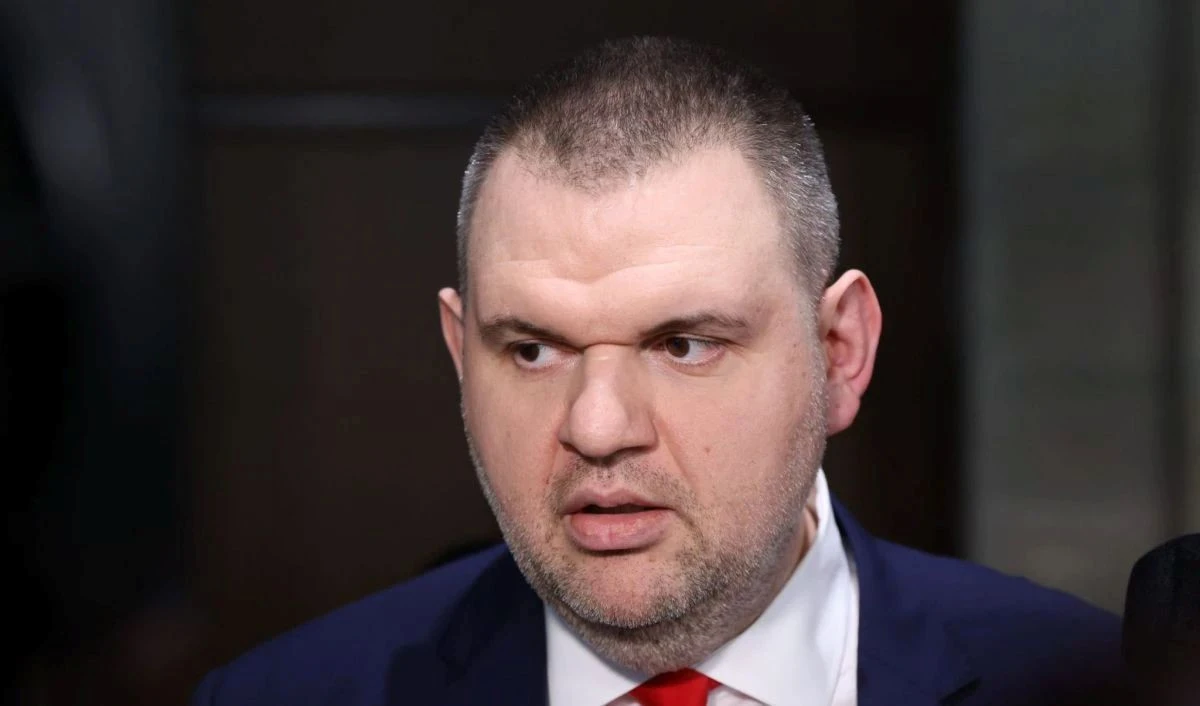 Делян Пеевски: Всяка дума, изречена за мои връзки с фирми за мантинели, е лъжа!