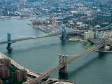 Американците започват да местят парите си