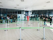 Повече линии за проверка на пътниците вече работят на Терминал 2