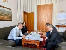 Кметът Пенчо Милков и транспортният министър обсъдиха развитието на летище Русе