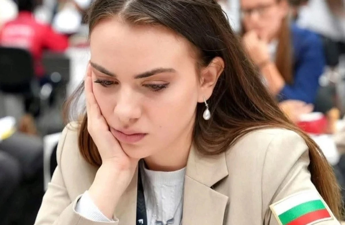 Победа при мъжете и загуба при жените на Олимпиадата по шахмат