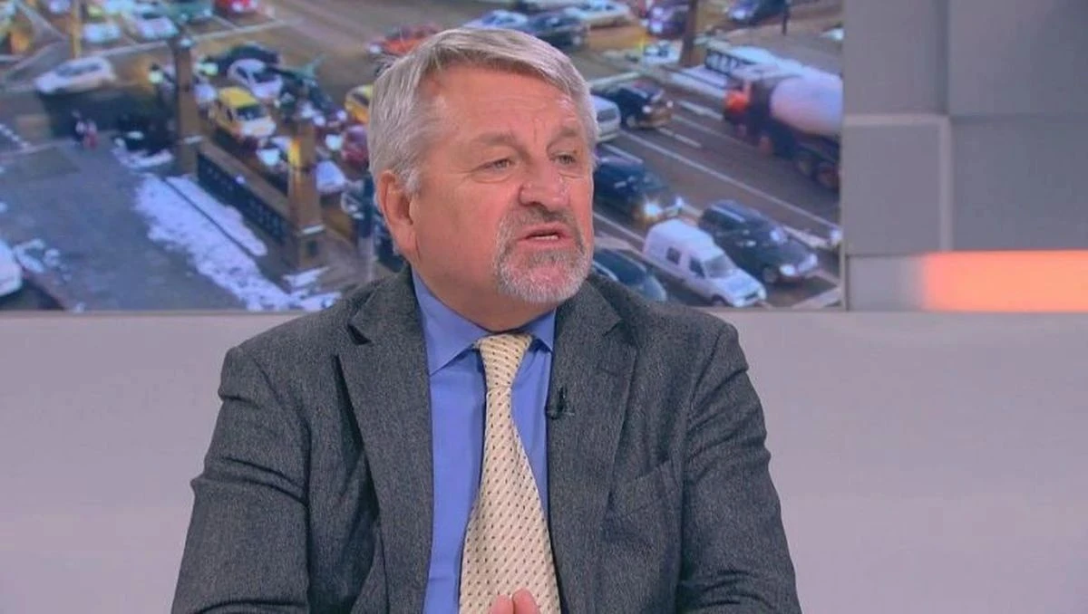 Иван Хиновски: Ръстът на зелената енергия оскъпява тока, абсурдно е да се разчита изцяло на нея