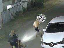 Непълнолетен троши коли с мачете в Камено след употреба на алкохол