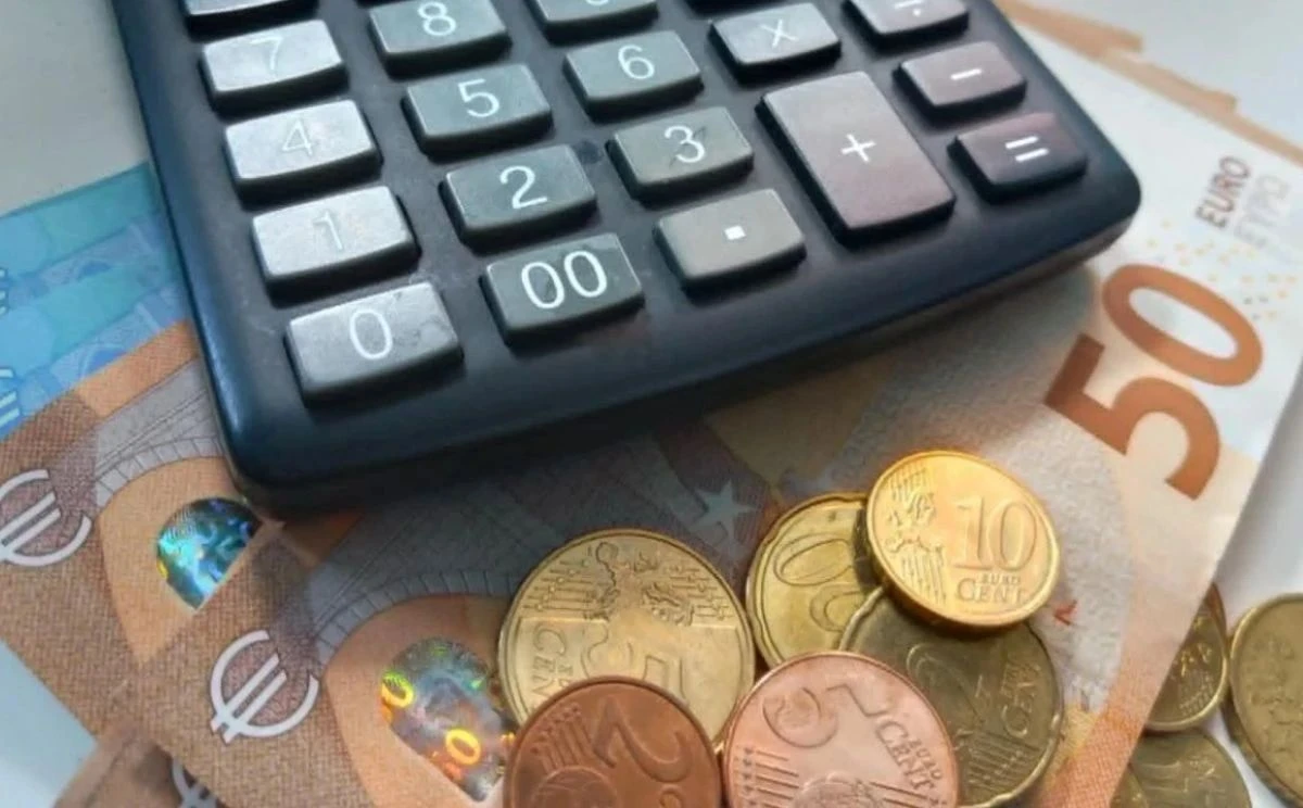 "Членство в еврозоната и стабилни показатели": Fitch повиши перспективата пред българския рейтинг