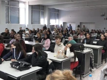 ипломата и "чао": Българите не искат да учат през целия си живот