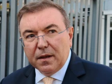 Костадин Ангелов: Ако правилата не дойдат преди машината, то машината ще ги напише вместо нас!